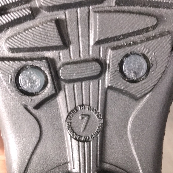 Kamik rain boots Size 7 - Picture 4 of 6